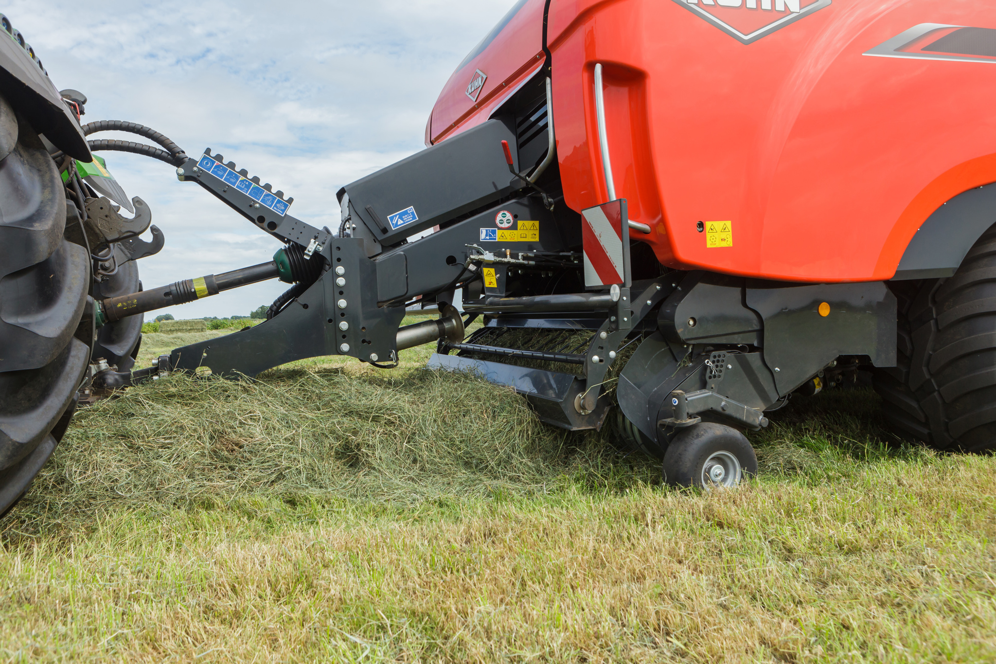 Kuhn Balya Makinesi besleme tamburu